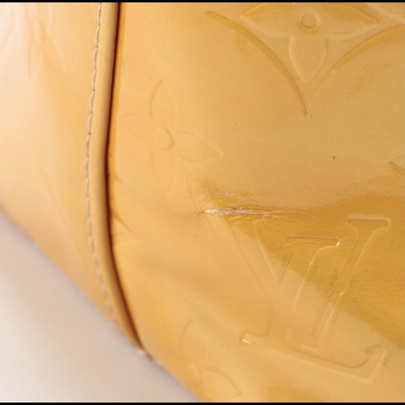 Authentic Louis Vuitton Houston Tote Bag in Monogram Vernis and Vachetta Leather - Picture 11 of 16